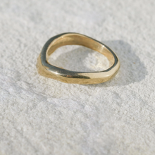 Load image into Gallery viewer, Brass Flow II Ring

